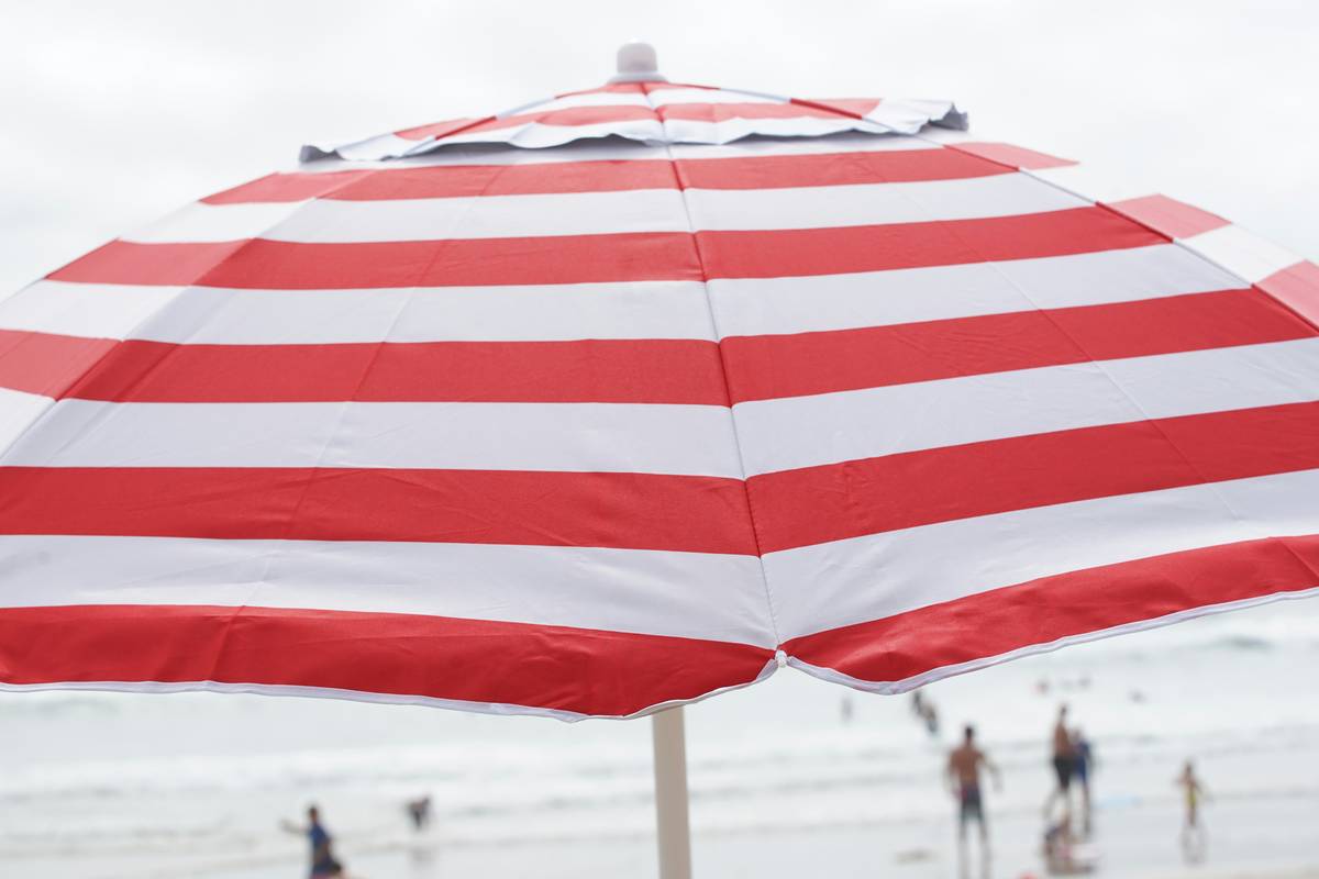 Large Waterproof Beach Umbrella: 7 Proven Tips to Avoid Costly Mistakes